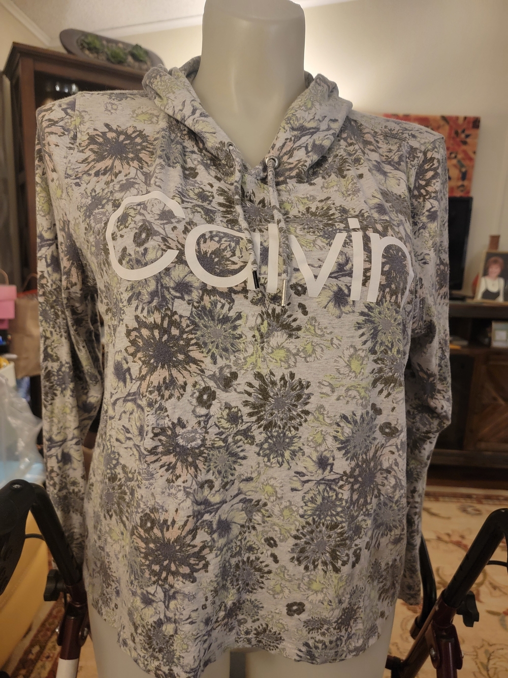 Calvin Klein Gray Floral Hoodie with Subtle Green Accents Performance SZ Medium